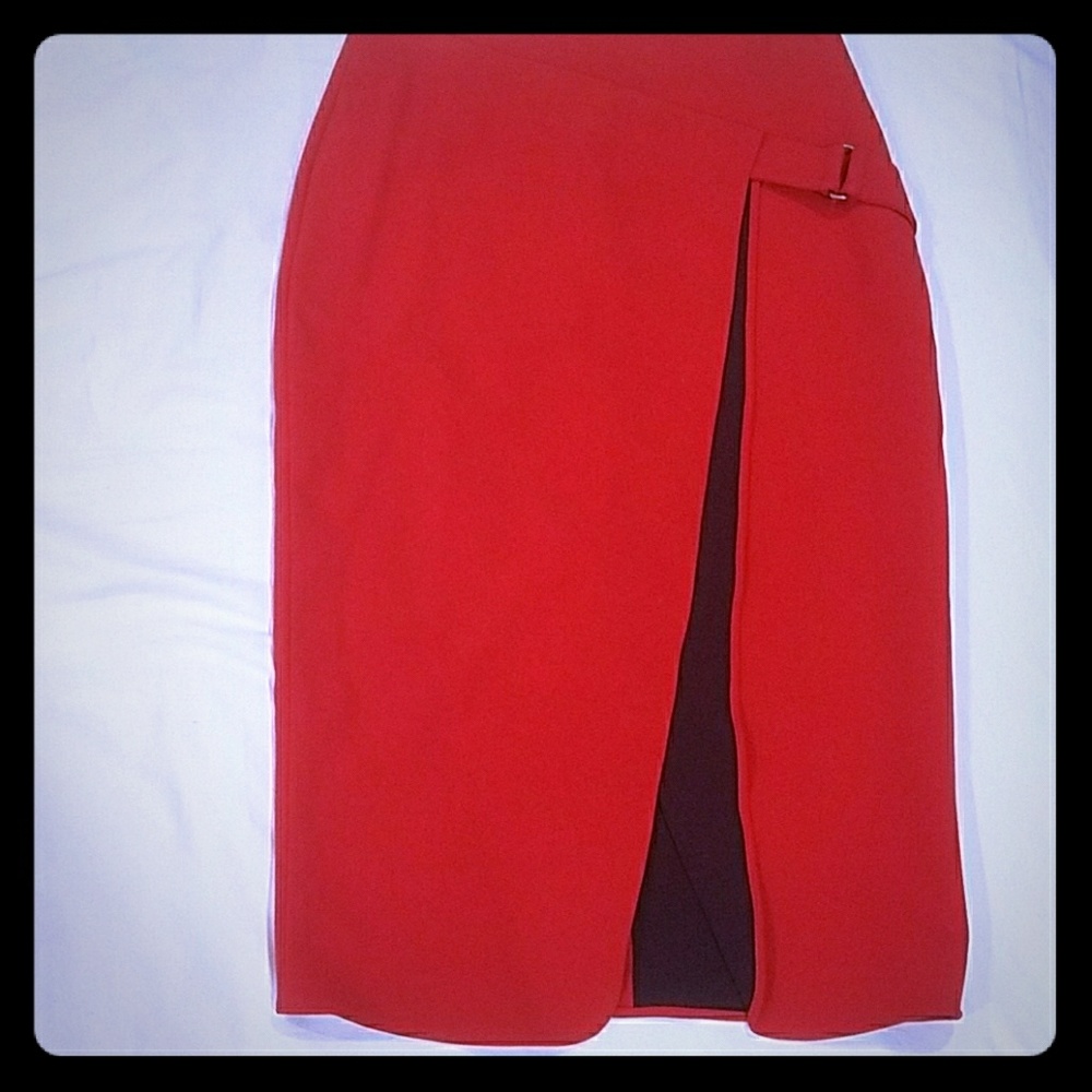 Beautiful PENCIL skirt 😍